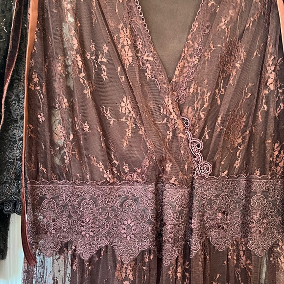 2.1.3 Anthropology lace dress with inner slip - Picture 8 of 13